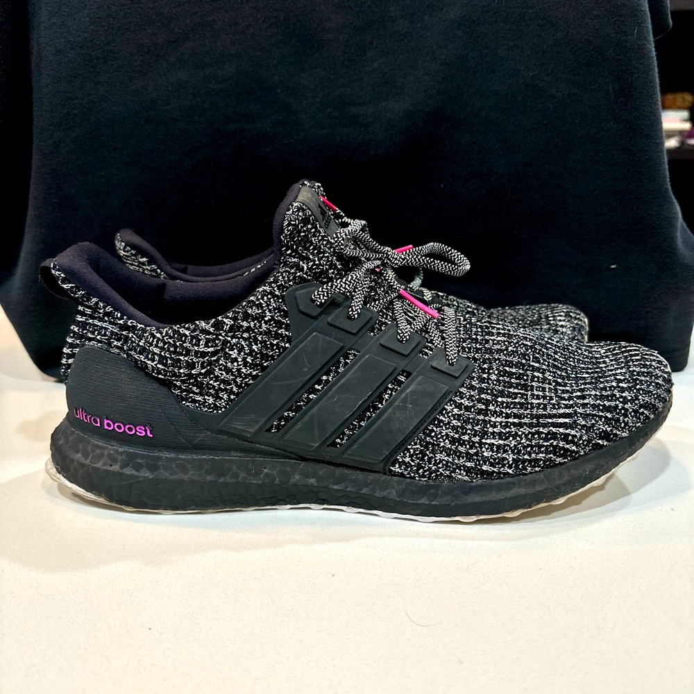 Adidas UltraBoost Mens size 13
